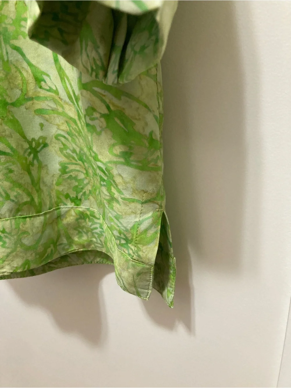 Soft Surroundings bright green floral Hoodie/swimsuit coverup.Petite medium